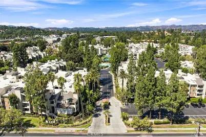 21400 Burbank #106, Woodland Hills, CA 91367 - Photo 20