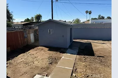 2211 W 3rd, San Bernardino, CA 92407 - Photo 14