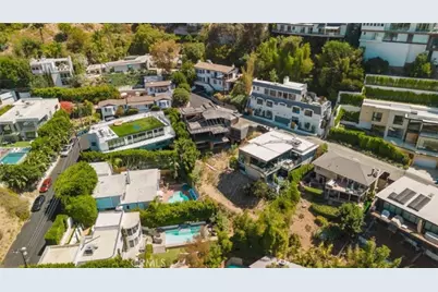 1688 Sunset Plaza Drive, Los Angeles, CA 90069 - Photo 38