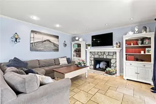 696 Corte Vina, Camarillo, CA 93010 - Photo 22