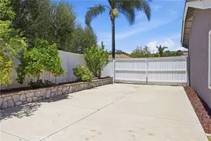 696 Corte Vina, Camarillo, CA 93010 - Photo 48
