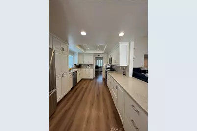 38011 Village 38, Camarillo, CA 93012 - Photo 8