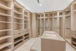 4447 Matilija, Sherman Oaks, CA 91423 - Photo 42