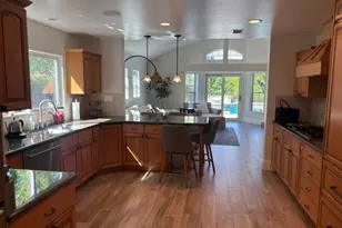 26049 Coronado Ct, Valencia, CA 91355 - Photo 2