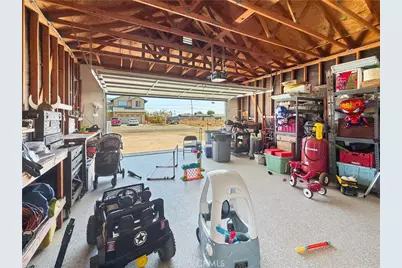 13129 Clement, Edwards, CA 93523 - Photo 40