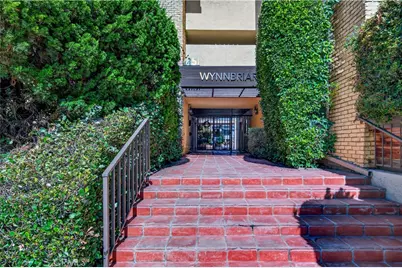 6151 Canterbury Drive #104, Culver City, CA 90230 - Photo 4