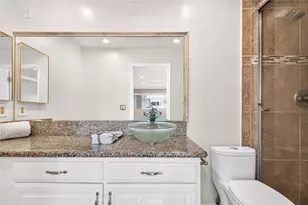 6151 Canterbury Dr, Culver City, CA 90230 - Photo 14