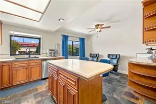 10234 Variel, Chatsworth, CA 91311 - Photo 12