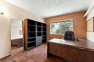 3800 Sapphire Dr, Encino, CA 91436 - Photo 24