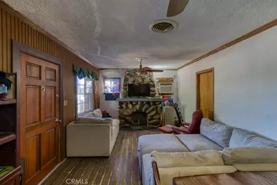 11103 Allegheny, Los Angeles, CA 91352 - Photo 10