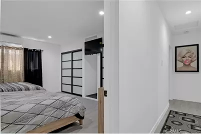 3204 W 27th St, Los Angeles, CA 90018 - Photo 22