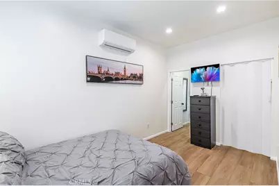 3204 W 27th St, Los Angeles, CA 90018 - Photo 48