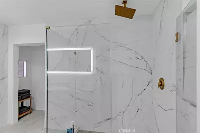 3204 W 27th St, Los Angeles, CA 90018 - Photo 36