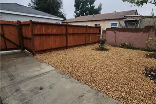 1967 8th St, San Fernando, CA 91340 - Photo 36