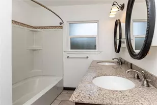 1967 8th St, San Fernando, CA 91340 - Photo 20