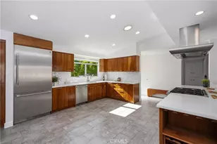 9400 Encino Ave, Northridge, CA 91325 - Photo 14