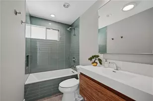 9400 Encino Ave, Northridge, CA 91325 - Photo 26