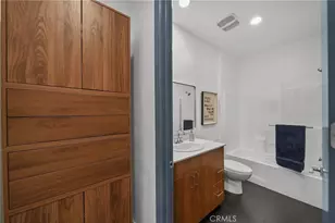 7239 N Cedar Rd, Van Nuys, CA 91405 - Photo 20