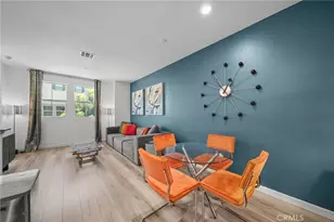 7239 N Cedar Rd, Van Nuys, CA 91405 - Photo 8