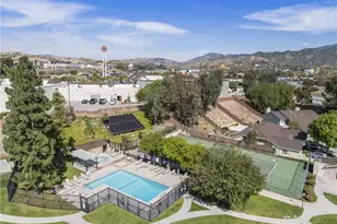 16722 Shinedale Dr, Canyon Country, CA 91387 - Photo 10