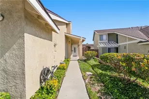 16722 Shinedale Dr, Canyon Country, CA 91387 - Photo 6