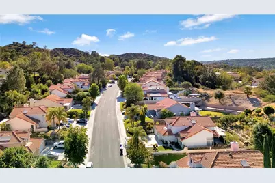 24727 Bracken Lane, Stevenson Ranch, CA 91381 - Photo 54