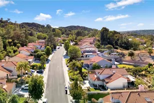 24727 Bracken Ln, Stevenson Ranch, CA 91381 - Photo 54