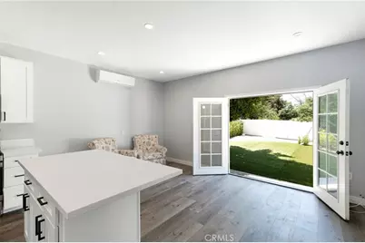 23051 Burbank Boulevard, Woodland Hills, CA 91367 - Photo 44