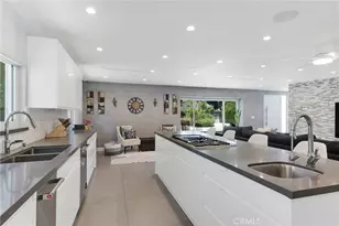 23051 Burbank Blvd, Woodland Hills, CA 91367 - Photo 12