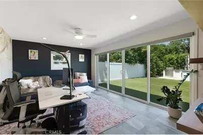 23051 Burbank Boulevard, Woodland Hills, CA 91367 - Photo 28