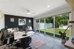 23051 Burbank Blvd, Woodland Hills, CA 91367 - Photo 28