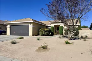 43257 Homestead, Lancaster, CA 93535 - Photo 2