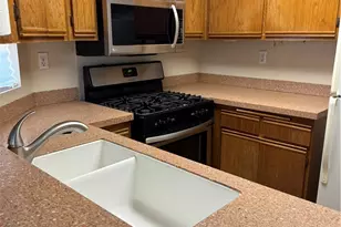23709 Del Monte Dr., Valencia, CA 91355 - Photo 2