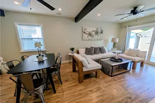 23130 Victory, Woodland Hills, CA 91367 - Photo 10