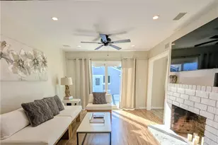 23130 Victory, Woodland Hills, CA 91367 - Photo 2