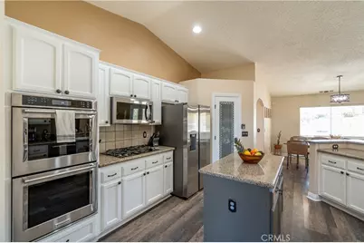 6366 Murrieta, Yucca Valley, CA 92284 - Photo 16