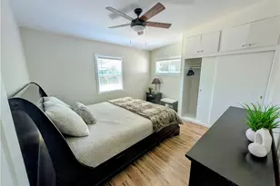 23130 Victory, Woodland Hills, CA 91367 - Photo 20