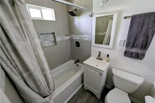 23130 Victory, Woodland Hills, CA 91367 - Photo 22