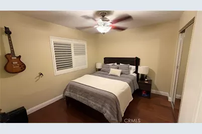 30437 Servilla, Castaic, CA 91384 - Photo 20