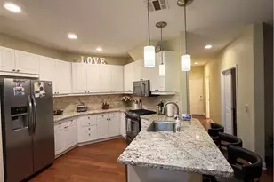 30437 Servilla, Castaic, CA 91384 - Photo 10