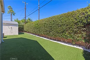 17621 Collins St, Encino, CA 91316 - Photo 20
