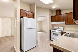 4201 Topanga Canyon Blvd, Woodland Hills, CA 91364 - Photo 14