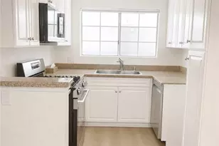 5535 Canoga, Woodland Hills, CA 91367 - Photo 2
