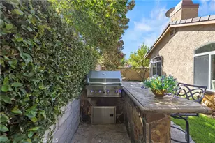 26172 Via Raza, Valencia, CA 91355 - Photo 56