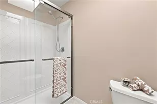 26172 Via Raza, Valencia, CA 91355 - Photo 40