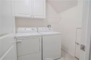 19380 Laroda, Saugus, CA 91350 - Photo 6