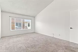 18631 Collins, Los Angeles, CA 91356 - Photo 20