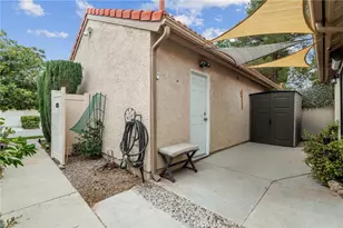 26352 Rainbow Glen, Newhall, CA 91321 - Photo 6