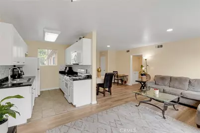 20214 Cohasset Street #16, Winnetka, CA 91306 - Photo 6