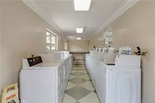 20214 Cohasset Street, Winnetka, CA 91306 - Photo 12